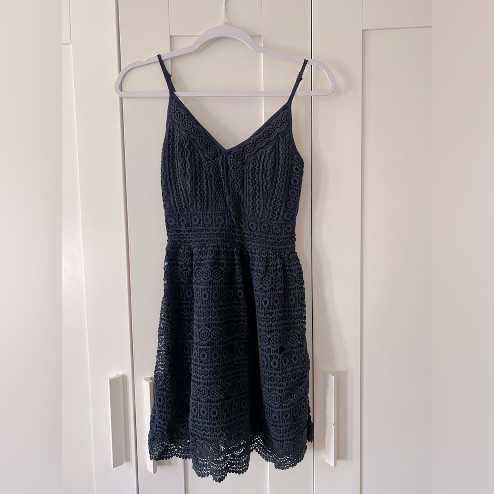 Abercrombie & Fitch, Dress